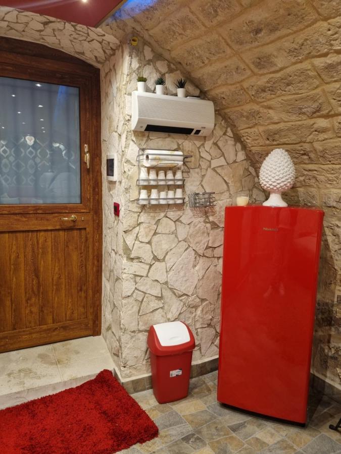 Luxury Borgo Antico Lägenhet Bari Exteriör bild