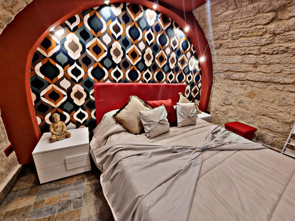 Luxury Borgo Antico Lägenhet Bari Exteriör bild