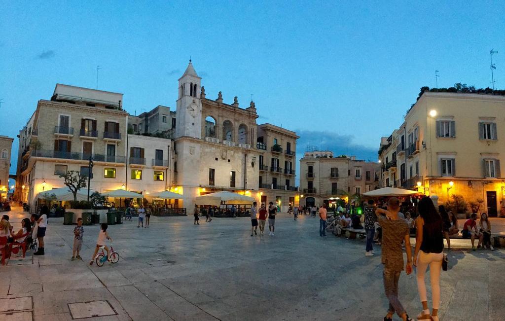 Luxury Borgo Antico Lägenhet Bari Exteriör bild